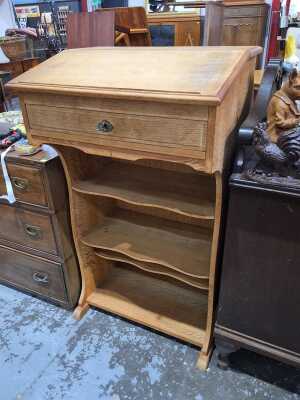 LECTERN