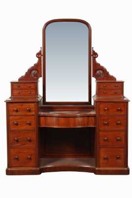 DRESSING CHEST