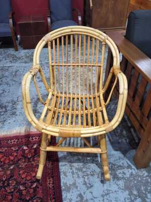 ROCKING CHAIR