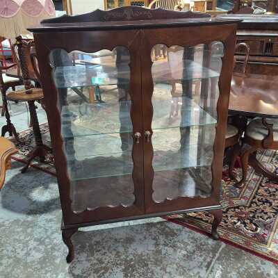 CHINA CABINET