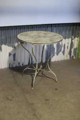 OUTDOOR TABLE
