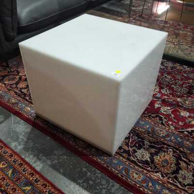 LIGHT BOX