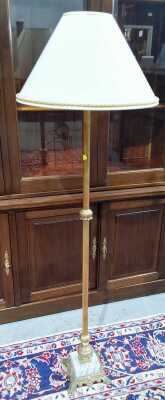 STANDARD LAMP