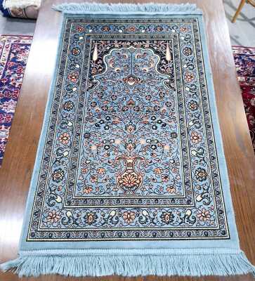 TURKISH PRAYER RUG