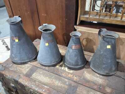 OIL POURERS
