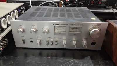 STEREO RECEIVER