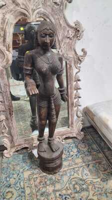TEMPLE STATUE