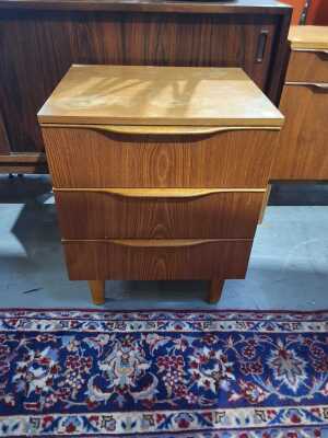 BEDSIDE CABINET