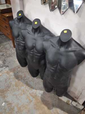 MANNEQUINS