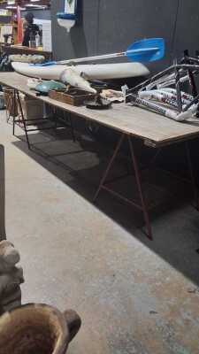 TRESTLE TABLE