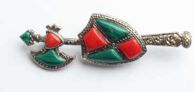 BROOCH