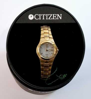 WRIST WATCH