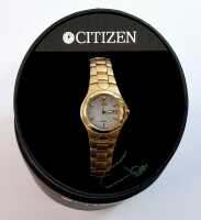 WRIST WATCH