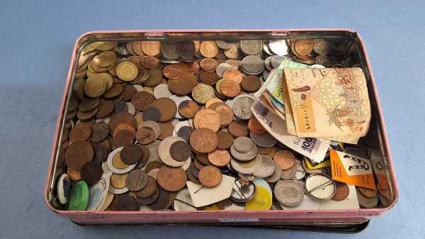 COINS AND BANKNOTES