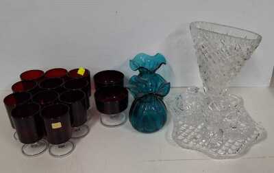 ASSORTED GLASSWARE