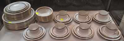 DINNER SERVICE