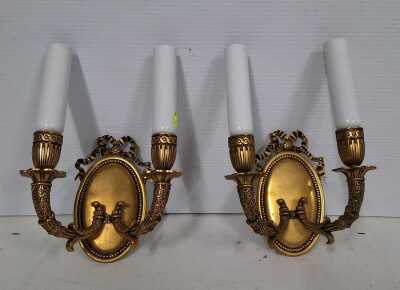 WALL LIGHTS