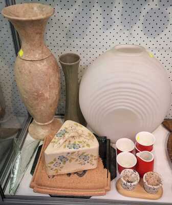 DECORATIVE HOMEWARES